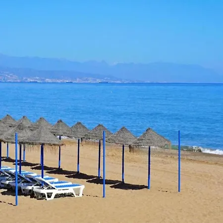 In Near Beaches شقة *