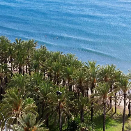 In Near Beaches شقة *